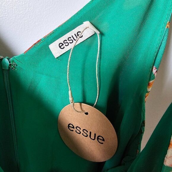 NWT ESSUE GREEN FLORAL V NECK SPAGHETTI STRAP MAXI DRESS SLIT SIDES SIZE L - Picture 14 of 15